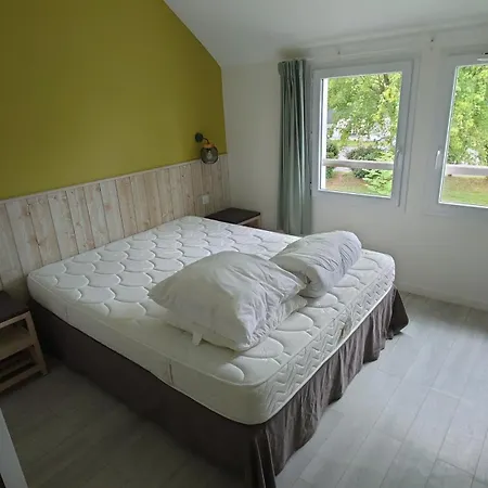 Dans Village Normandy Garden, Pierre & 브랑빌