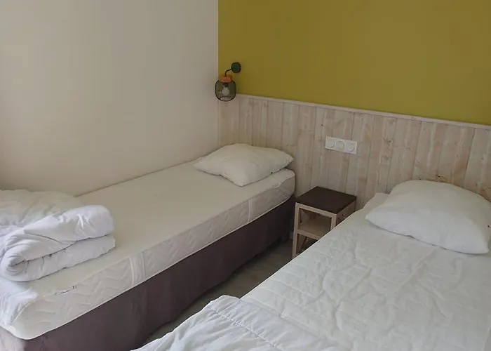 Prázdninový dům Dans Village Normandy Garden, Pierre &